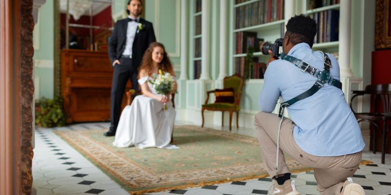 A Guide to Choosing the Perfect Wedding Photographer