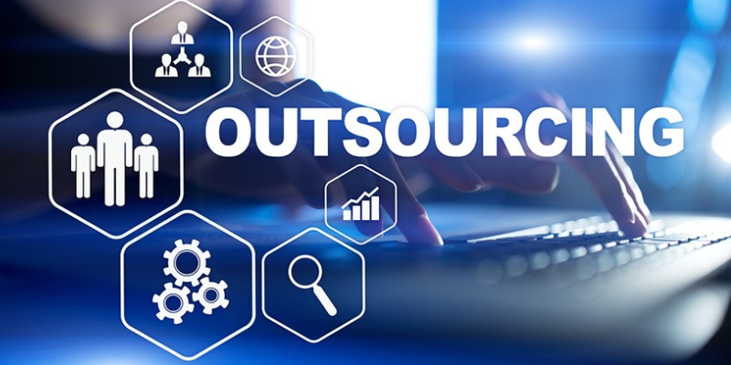 Navigating Compliance in Outsourcing: A Deep Dive into Payroll Management Companies